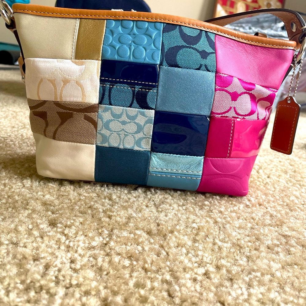 SOLD! Coach shoulder bag